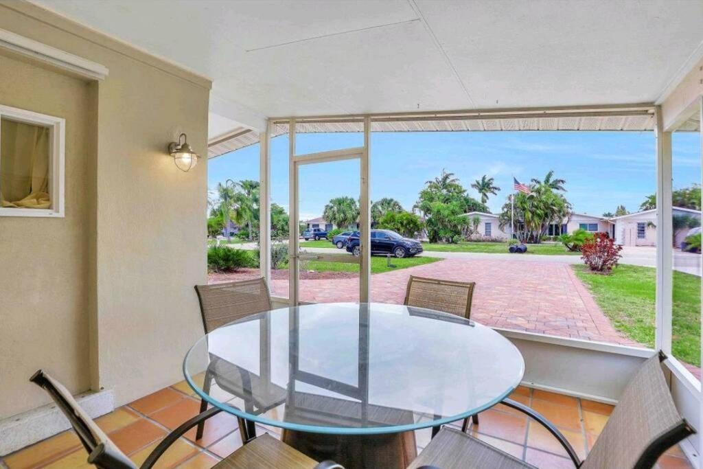 Comfy 3 Bedroom With Parking & Close To Everything Naples Exterior foto