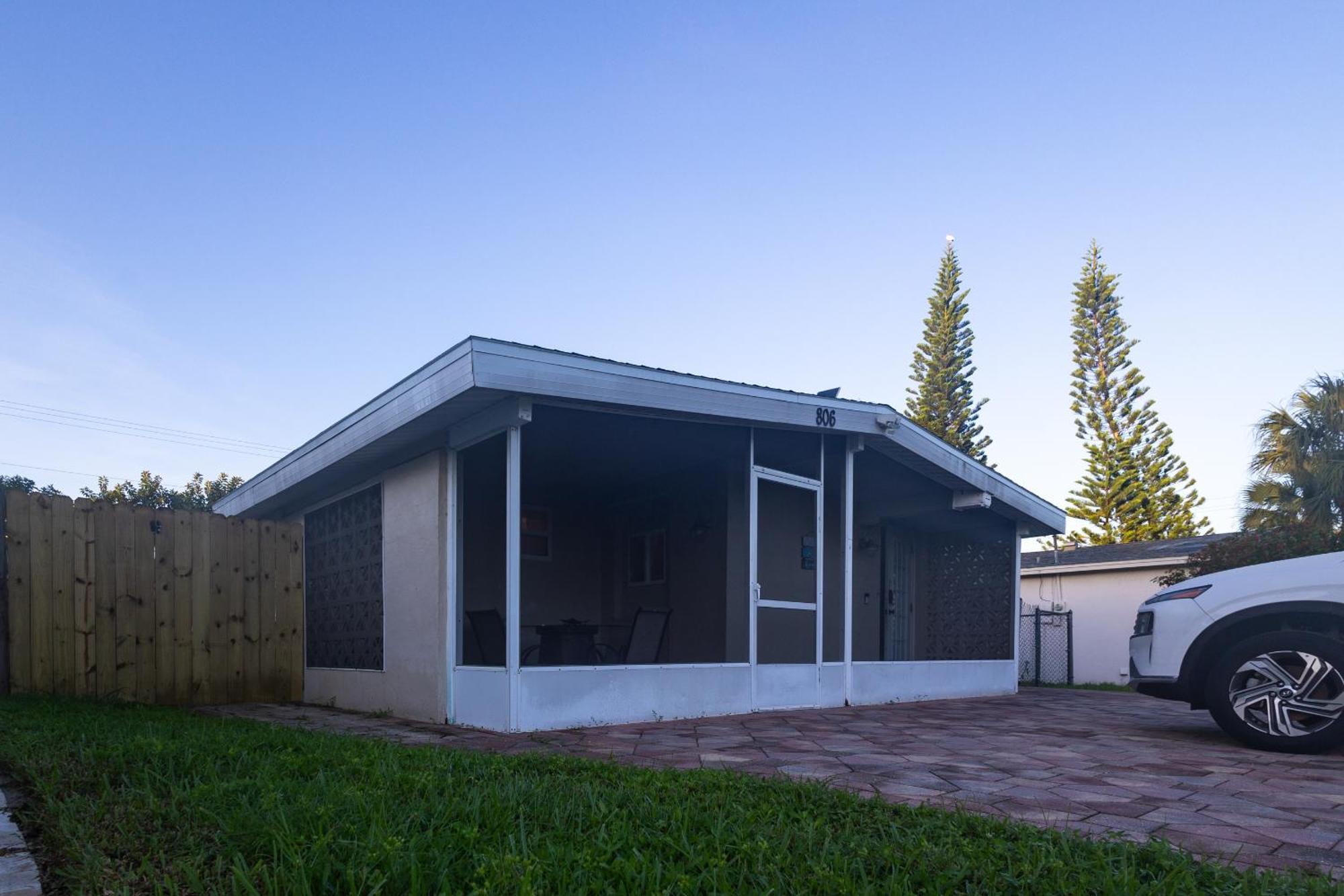 Comfy 3 Bedroom With Parking & Close To Everything Naples Exterior foto